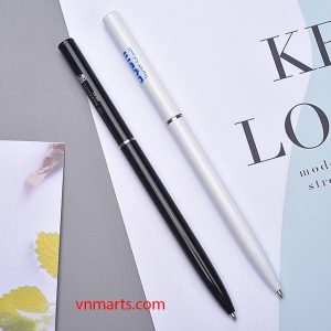 Bút bi ký tên