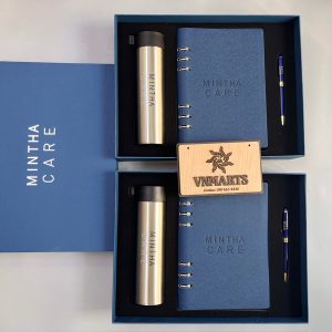 Bộ quà tặng sổ tay và bút ký tên