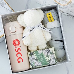 Bộ quà tặng gấu bông và dù