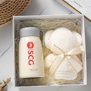 Bộ quà tặng gấu bông và dù