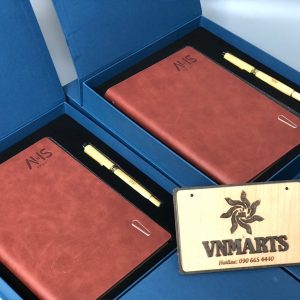 Bộ quà tặng bút và sổ tay