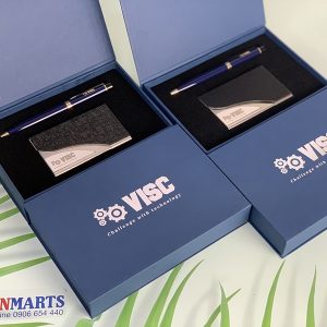 Bút ký tên làm quà tặng cán bộ công an